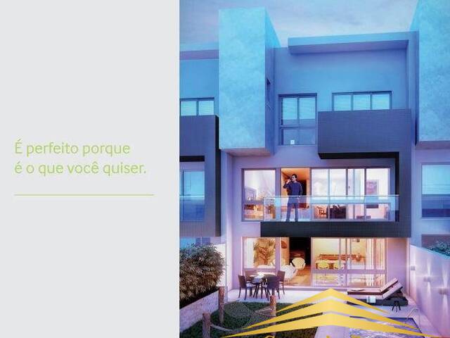 #103 - Casa em condomínio para Venda em Caxias do Sul - RS