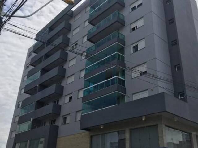 Apartamento para Venda em Caxias do Sul - 2