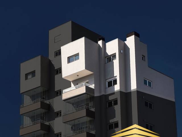 #1050 - Apartamento para Venda em Caxias do Sul - RS