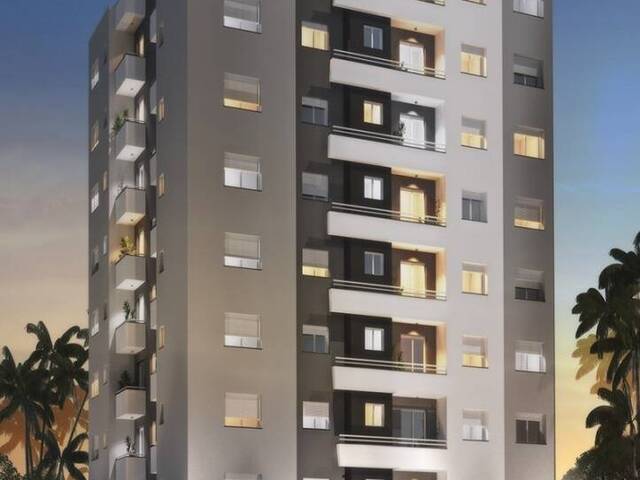Apartamento para Venda em Caxias do Sul - 2
